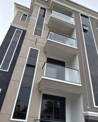 CB Luxury Homes exterior